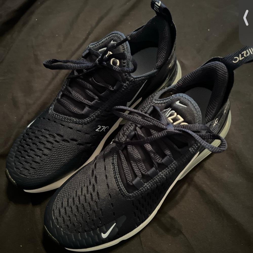 Nike 270